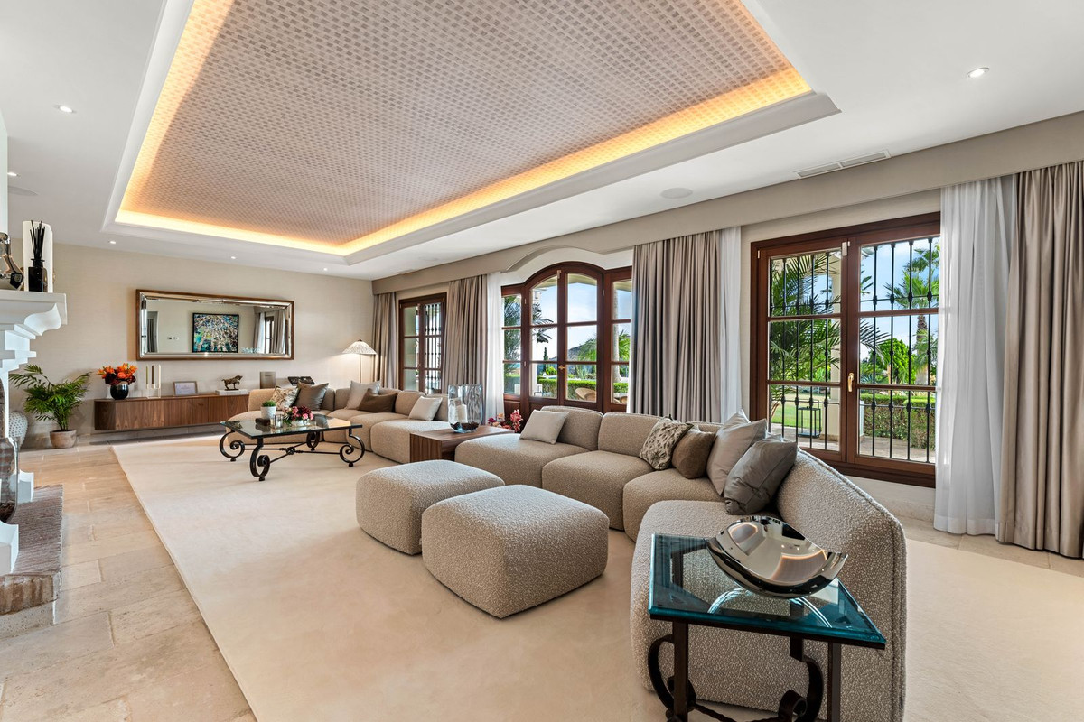 5 Bedroom Villa in Benahavís - Foto 25