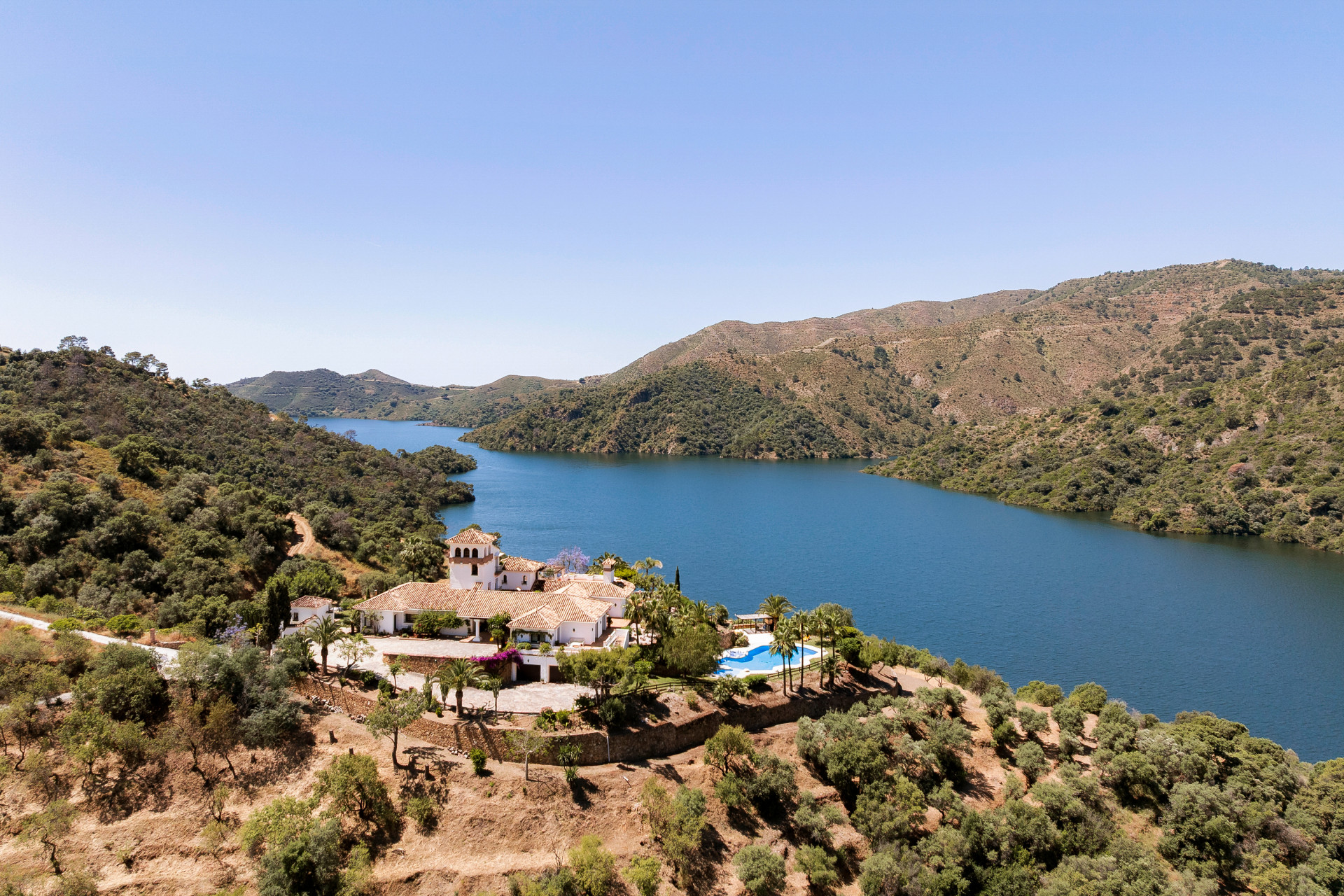 6 Bedroom Villa in Istán - Photo 38