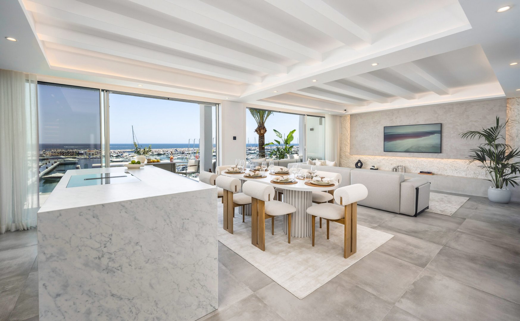 4 Bedroom Apartment in Marbella - Photo 3