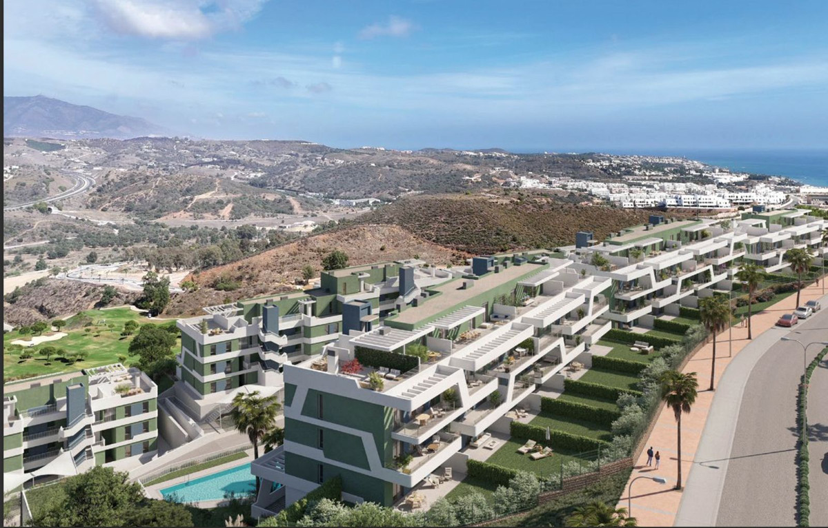 2 Bedroom Penthouse in Mijas - Photo 2