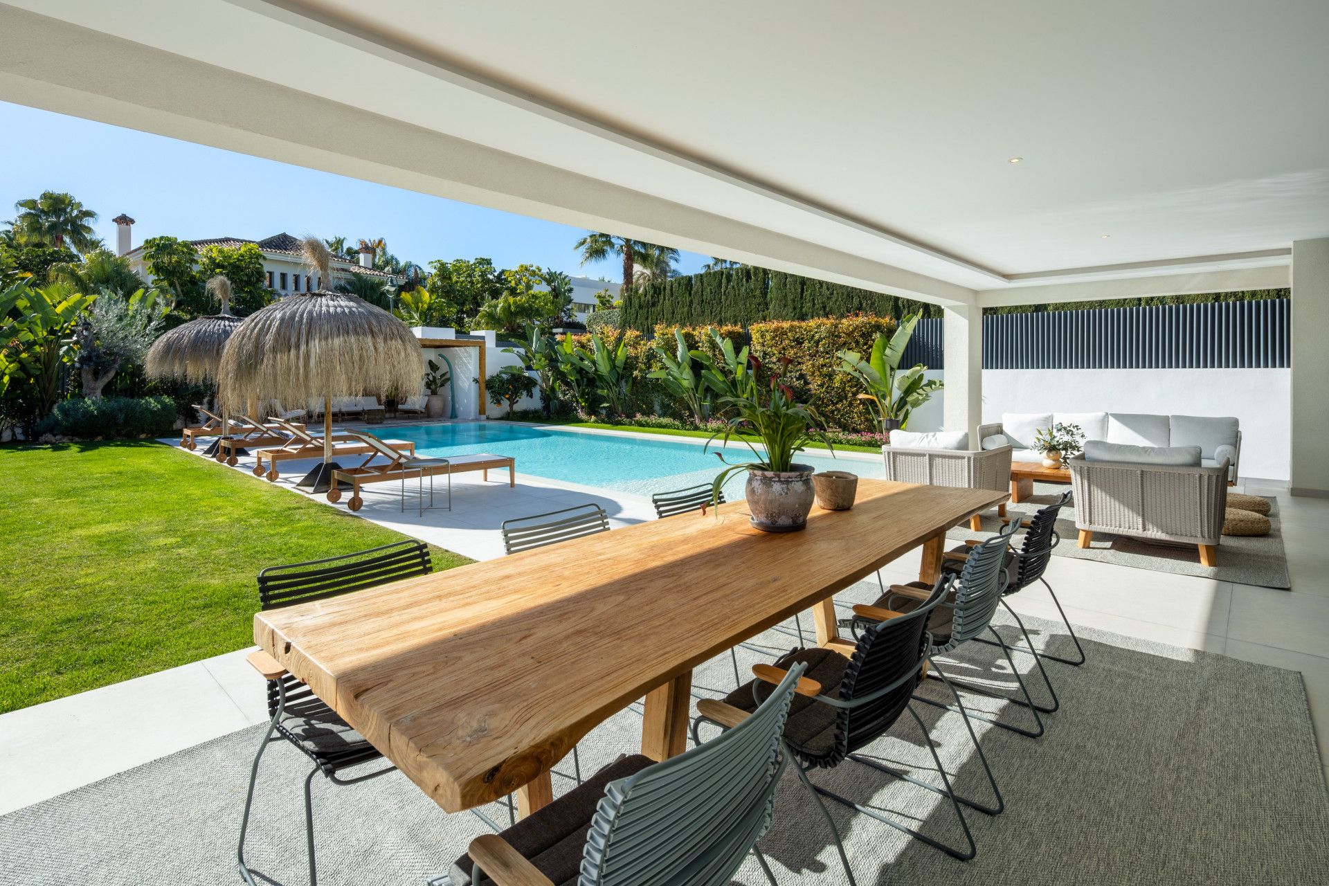 5 Bedroom Villa in Marbella - Photo 7