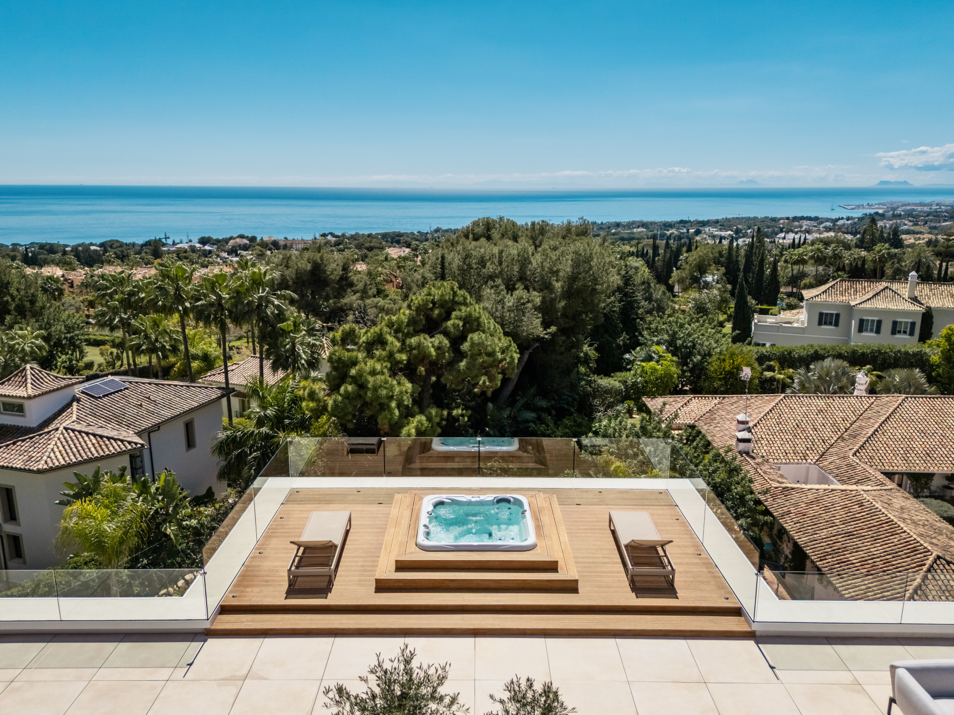 6 Bedroom Villa in Marbella - Photo 5