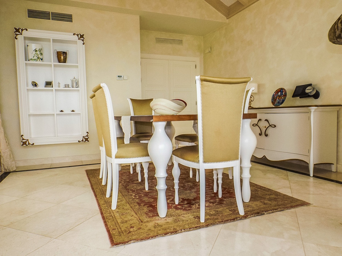 5 Bedroom Villa in Benahavís - Foto 13