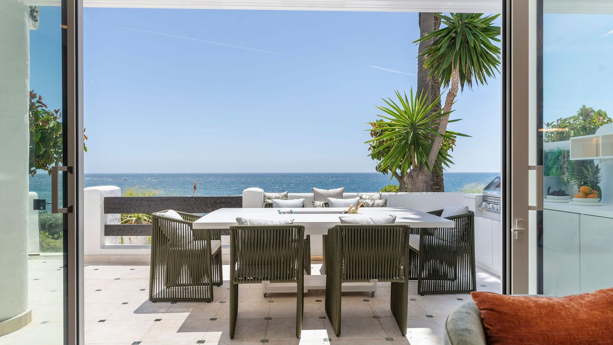 3 Bedroom Apartment in Marbella - Photo 31