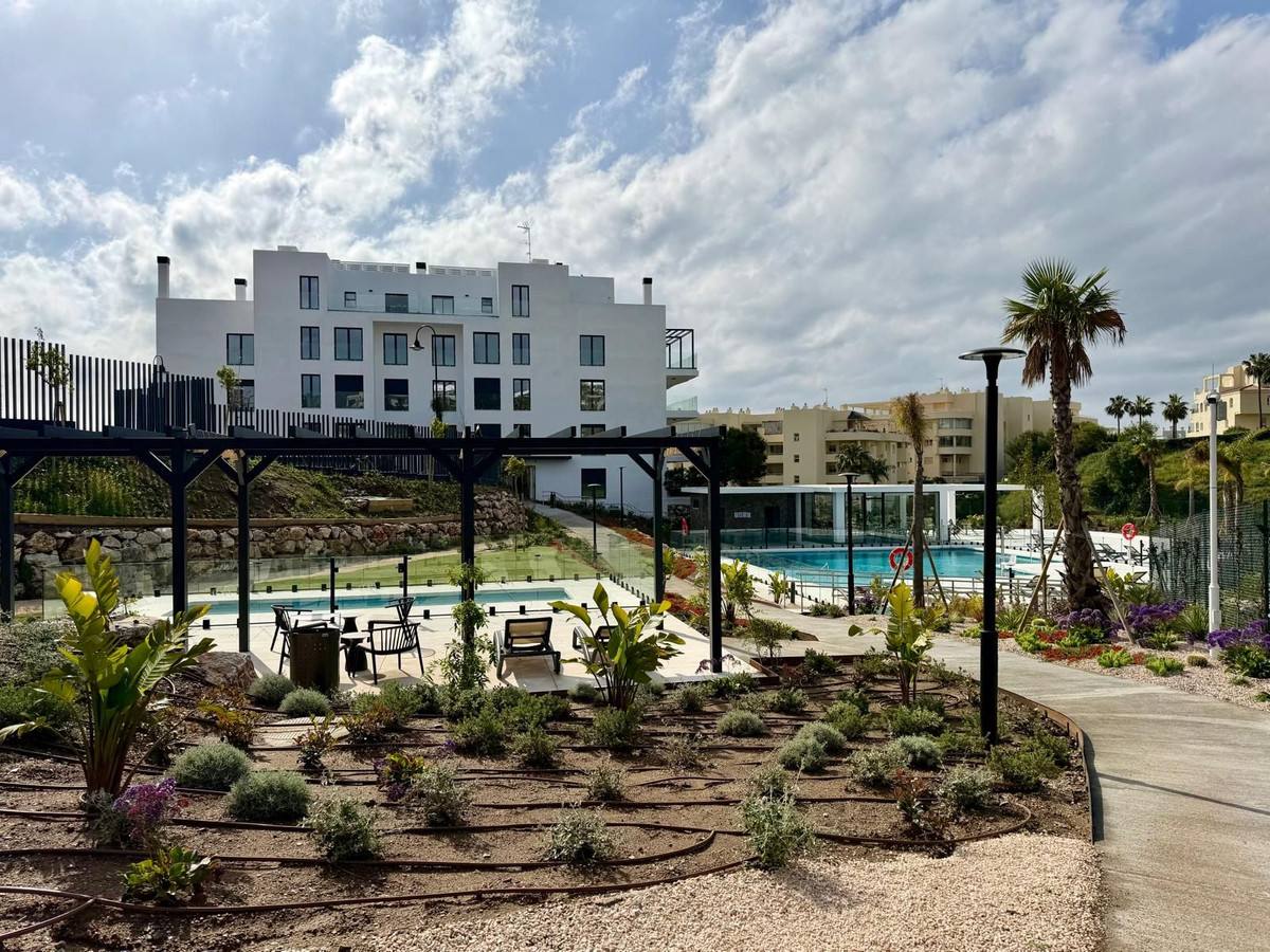 2 Bedroom Apartment in Mijas - Photo 8