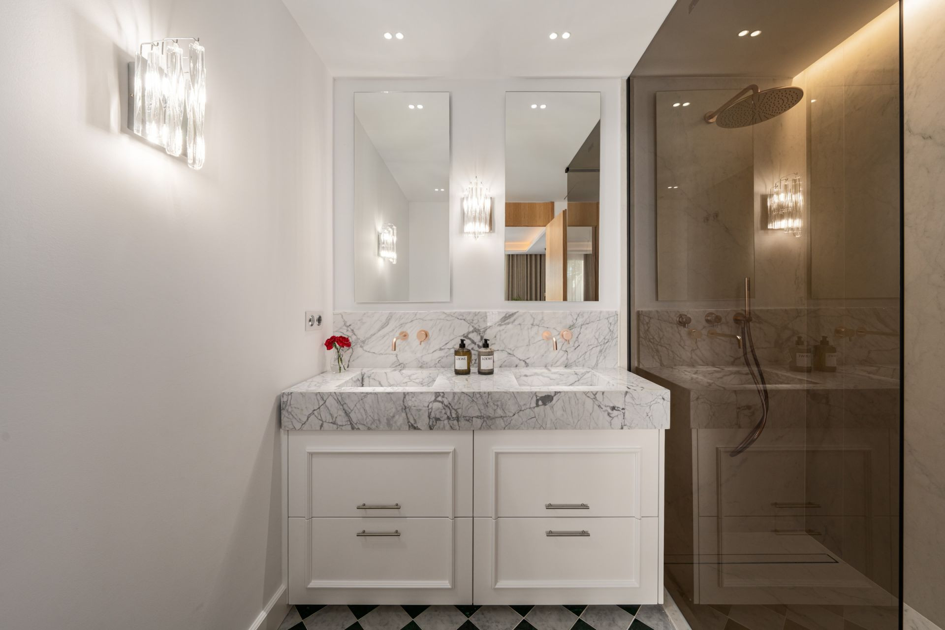 3 Bedroom Apartment in Marbella - Photo 17