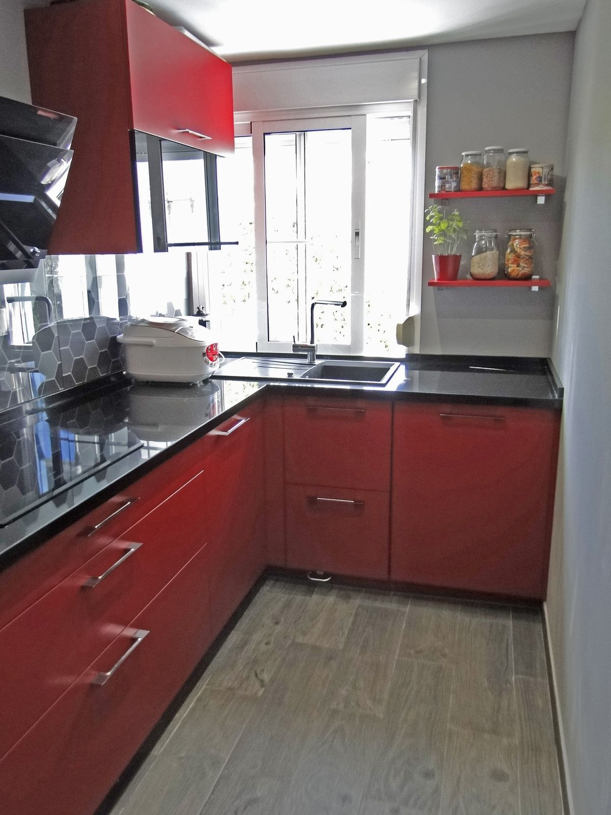 5 Bedroom Townhouse in Estepona - Photo 7