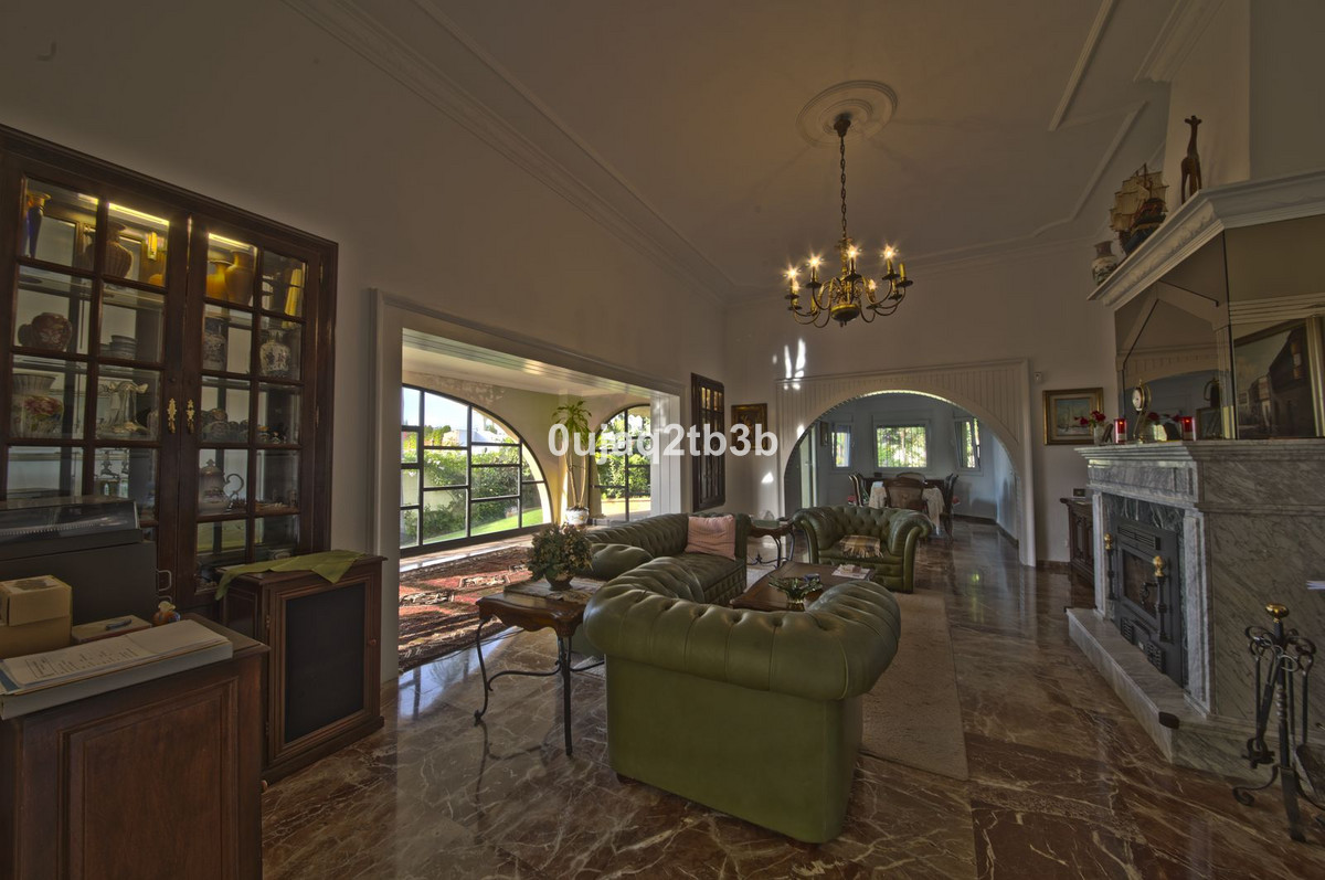 6 Bedroom Country house in Mijas - Фото 26