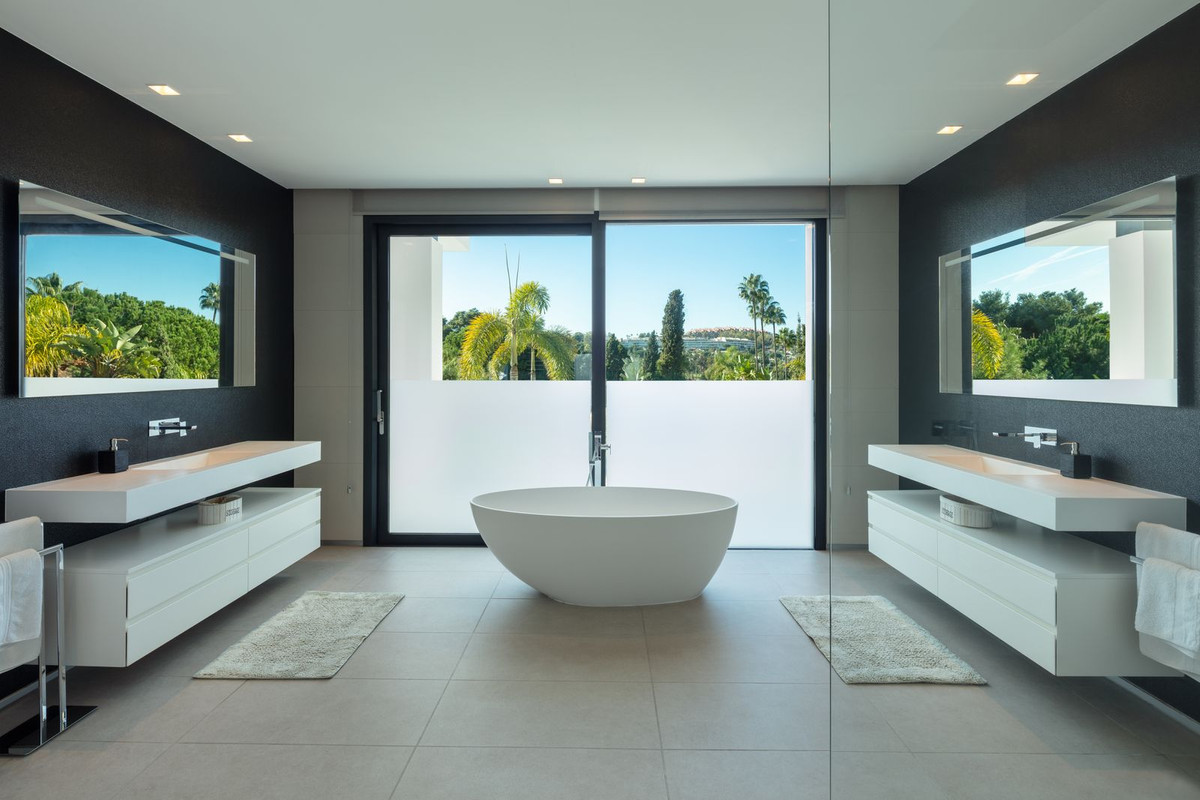 5 Bedroom Villa in Marbella - Foto 17