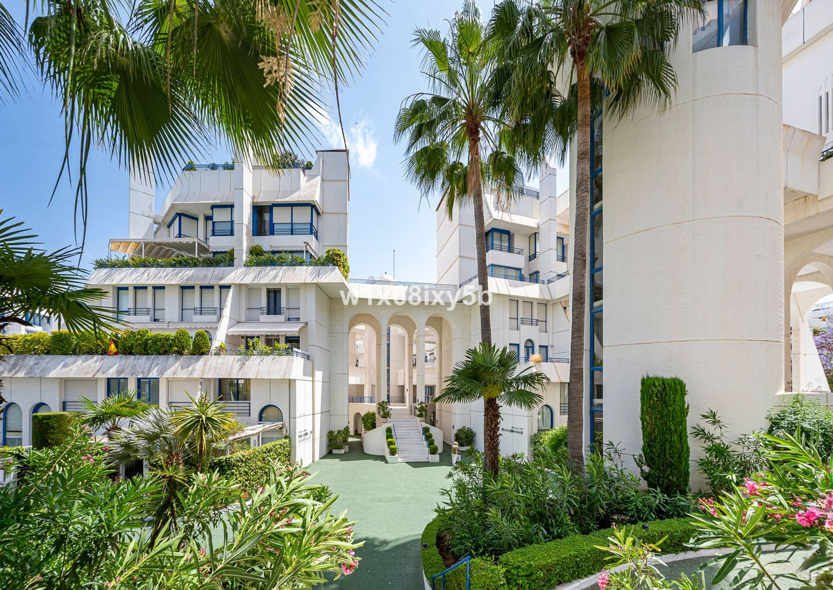 2 Bedroom Apartment in Marbella - Foto 4
