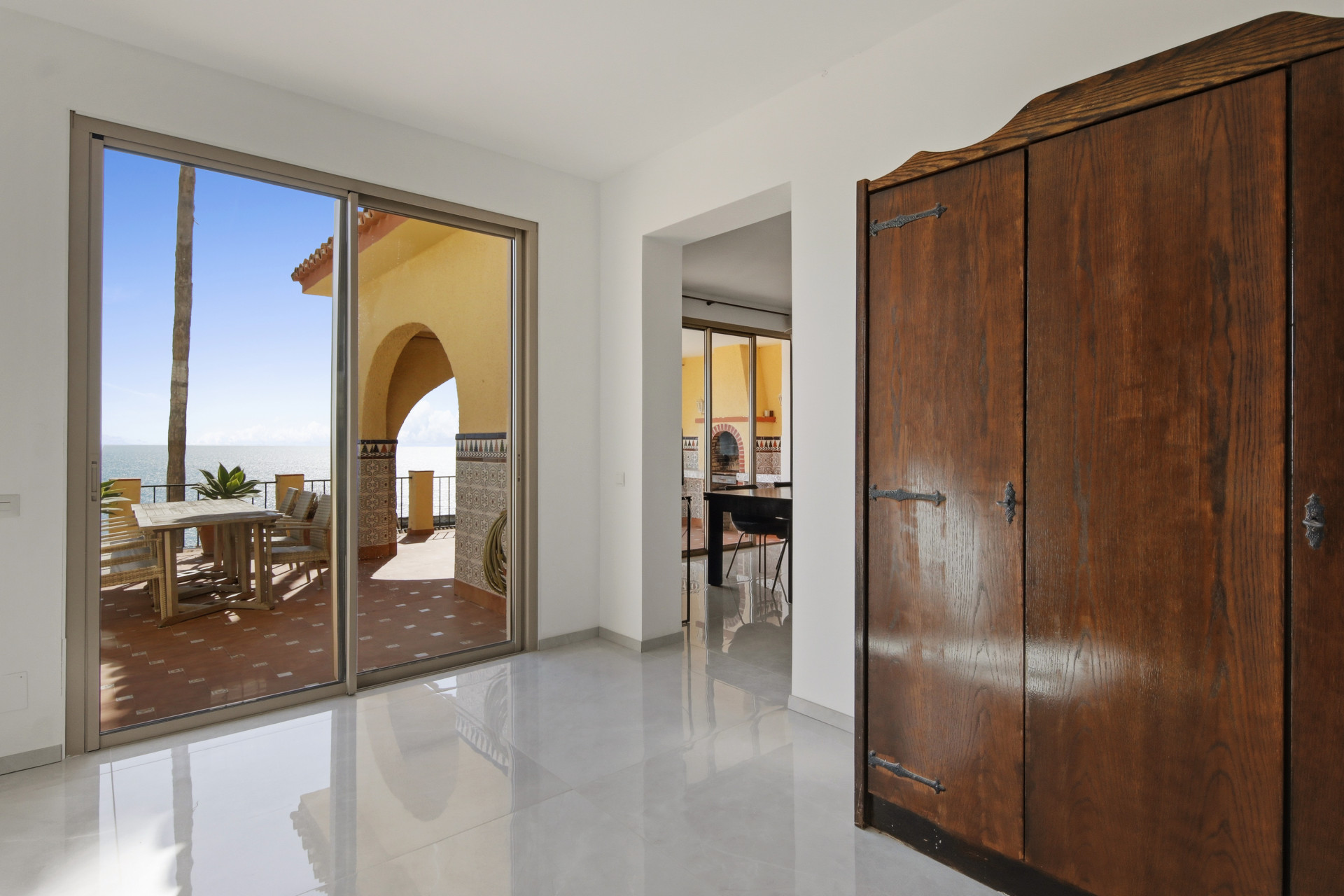 7 Bedroom Villa in Casares - Photo 3