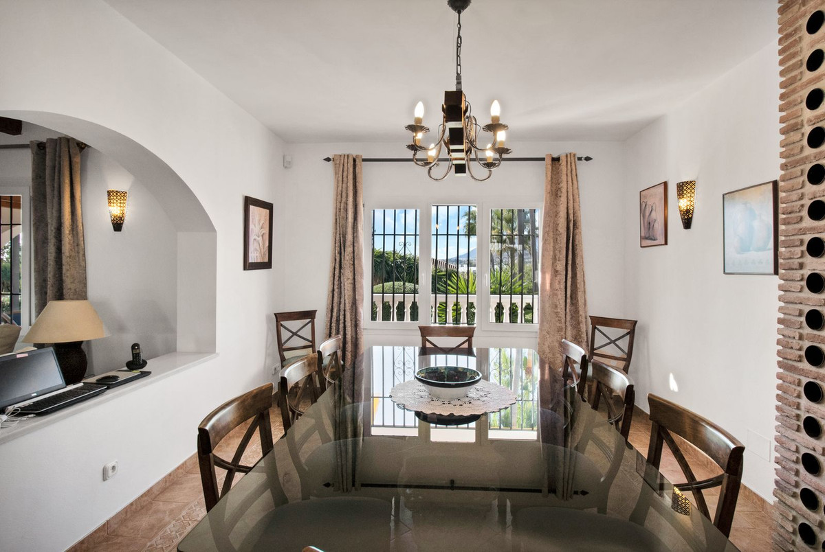 4 Bedroom Villa in San Pedro de Alcántara - Foto 10
