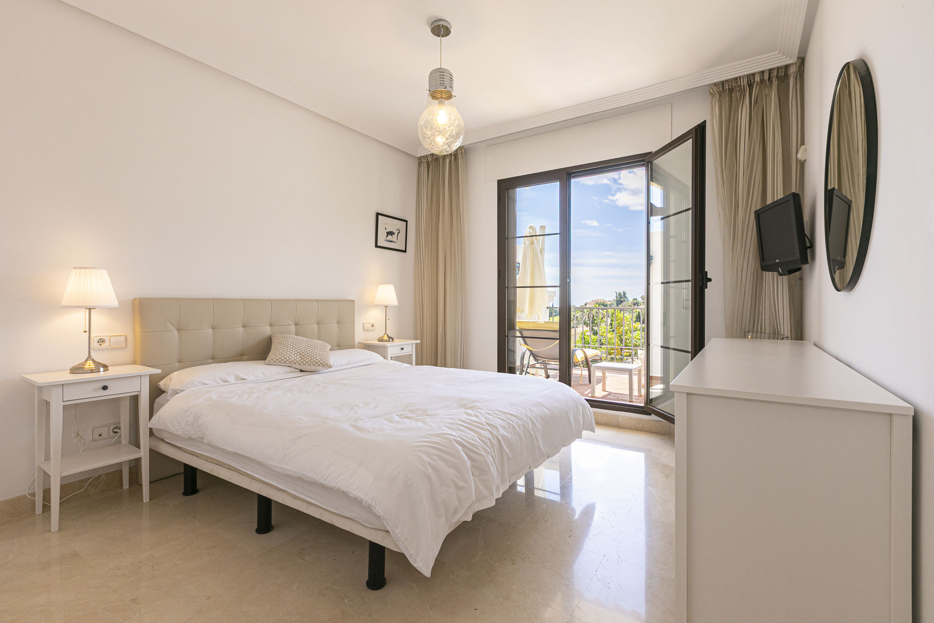 4 Bedroom Townhouse in Benahavís - Foto 32