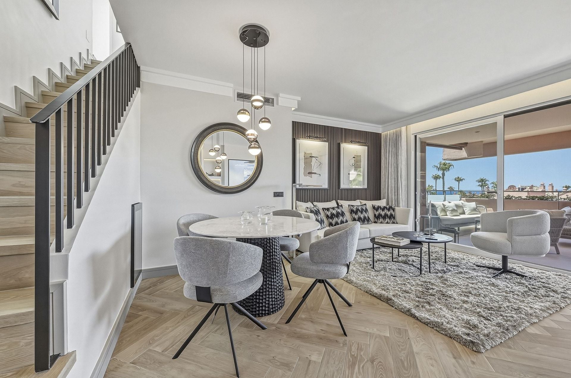 3 Bedroom Penthouse in Estepona - Photo 4