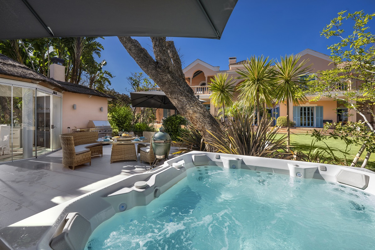 5 Bedroom Villa in San Roque - Photo 39