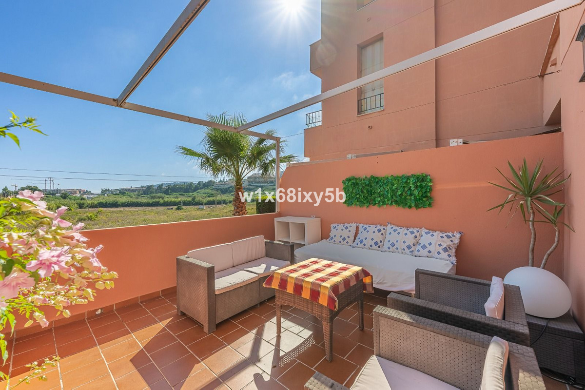 2 Bedroom Apartment in Manilva - Foto 24