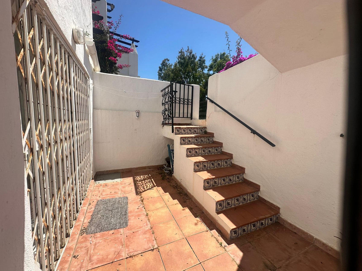 3 Bedroom Apartment in Mijas - Photo 10