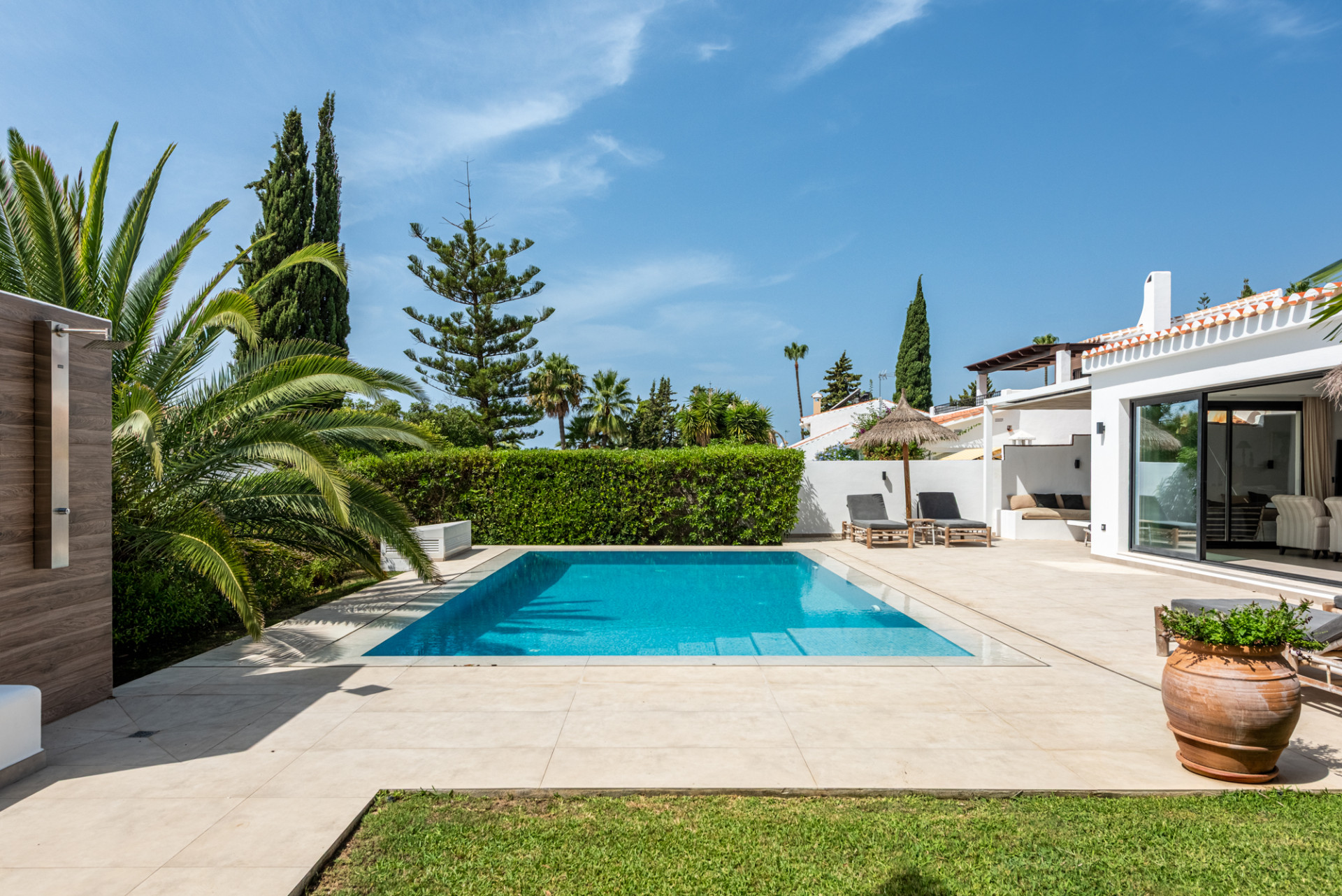 4 Bedroom Villa in Marbella - Photo 30