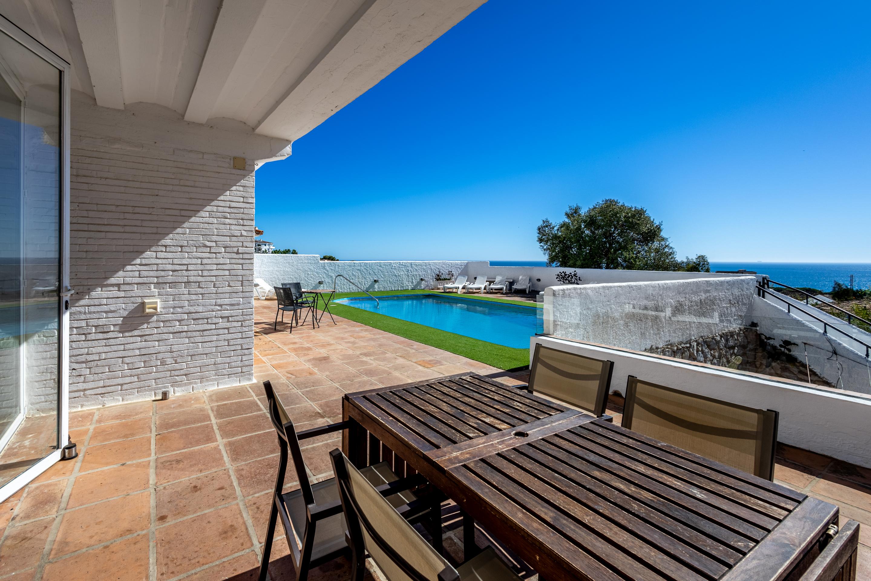 6 Bedroom Villa in Mijas - Photo 4