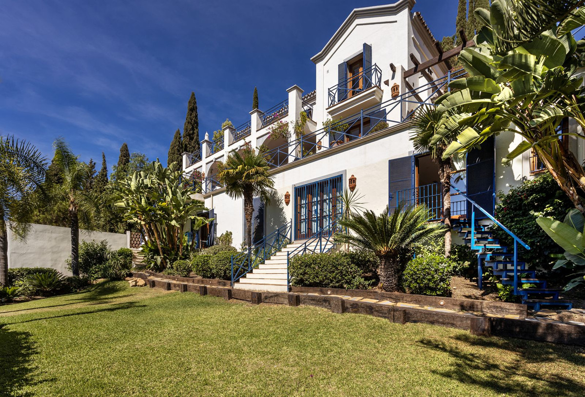7 Bedroom Villa in Benahavís - Фото 32