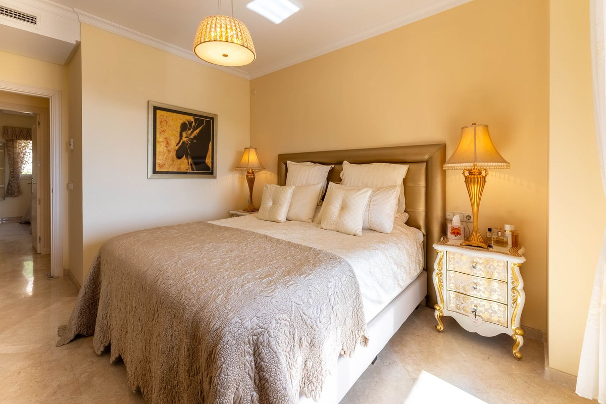 4 Bedroom Apartment in Marbella - Foto 19