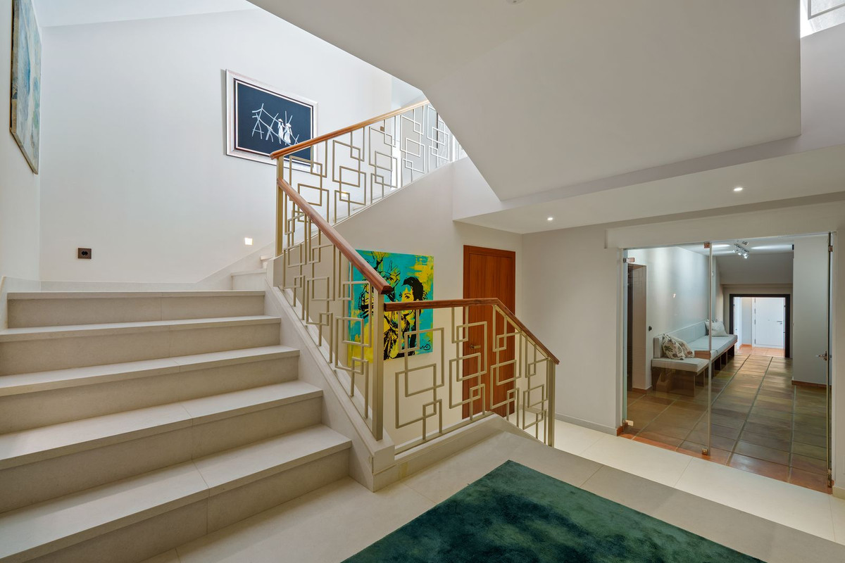 9 Bedroom Villa in Benahavís - Foto 58