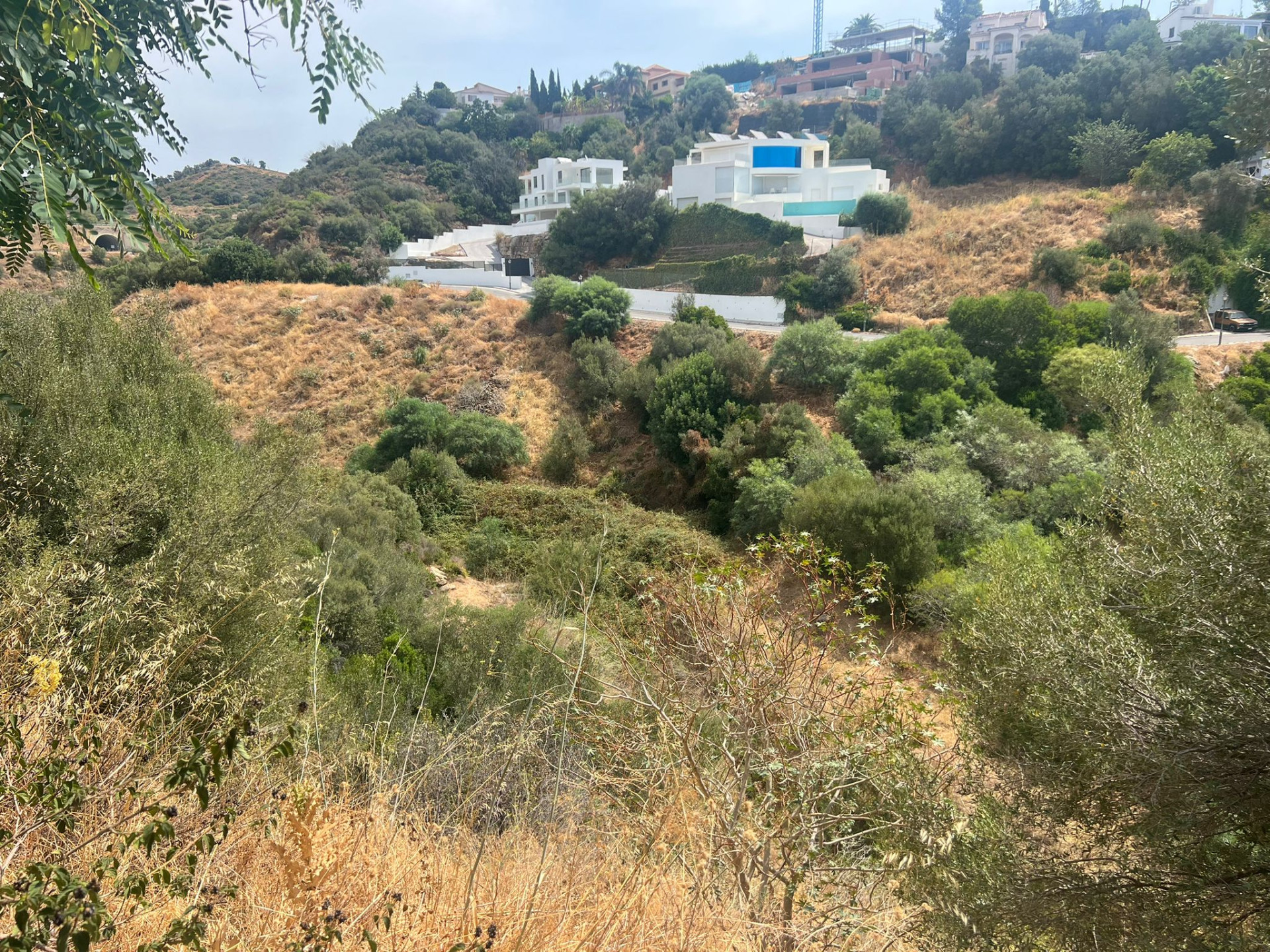 1,480 m² Plot in Marbella - Photo 3