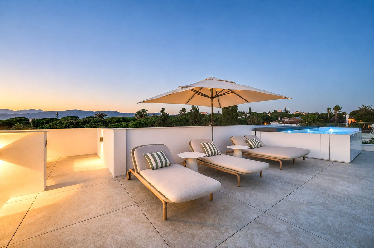 6 Bedroom Villa in Marbella - Photo 89