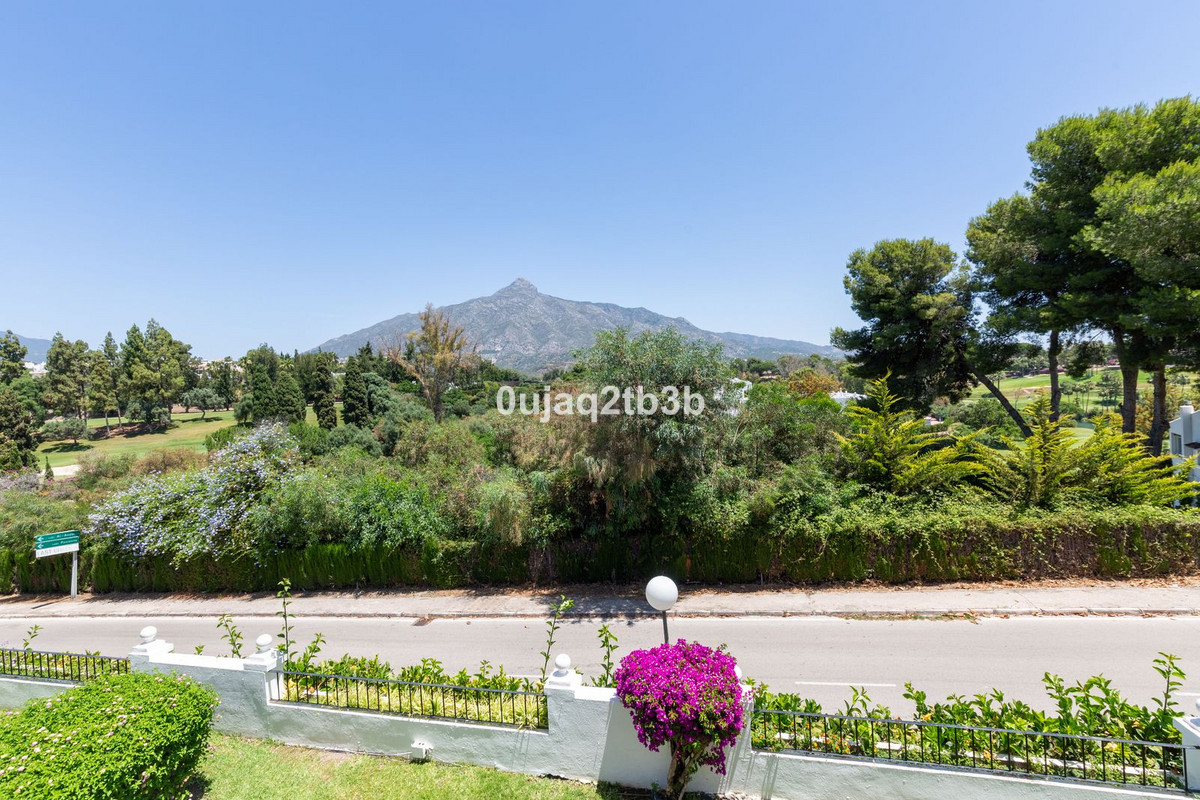 3 Bedroom Townhouse in Marbella - Photo 25