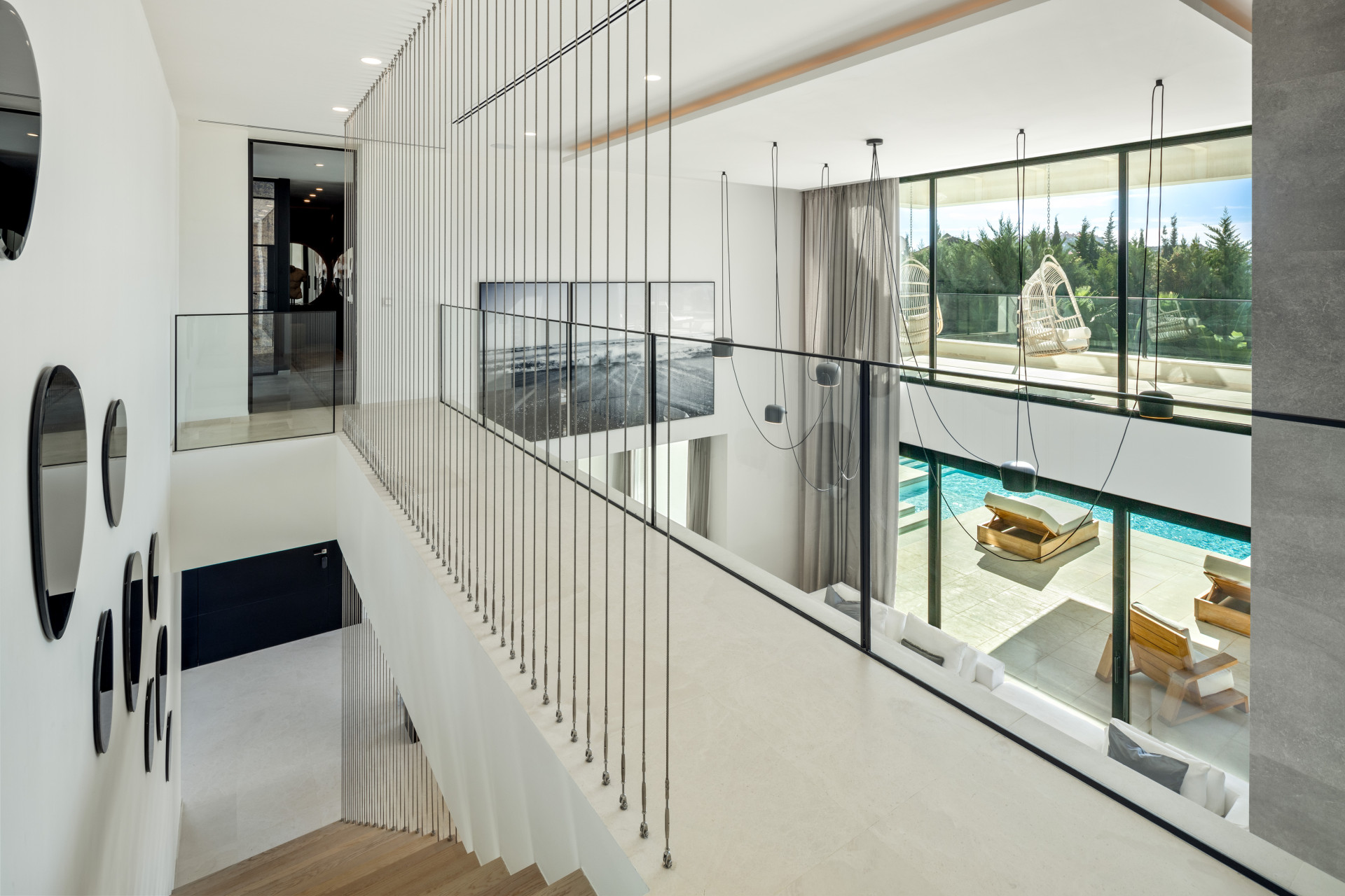 6 Bedroom Villa in Marbella - Photo 7