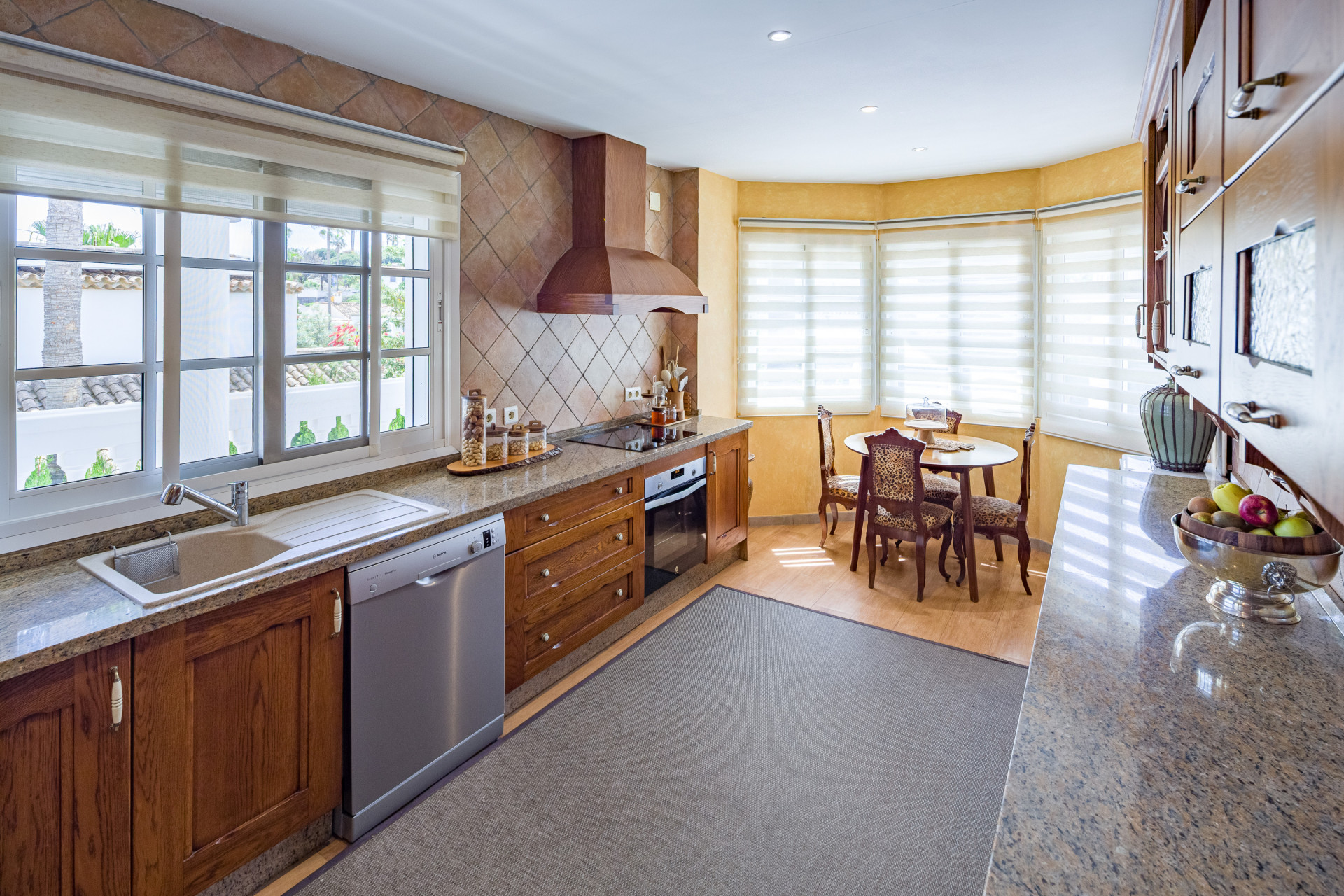 3 Bedroom Villa in Casares - Photo 8