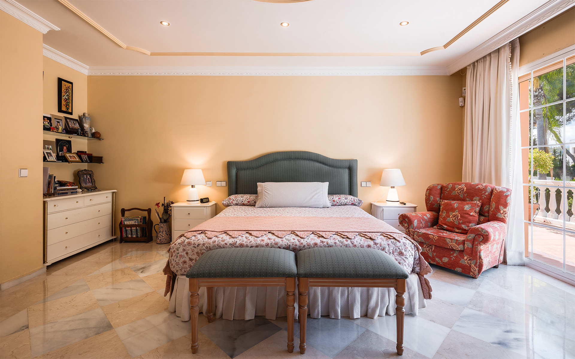 5 Bedroom Villa in Marbella - Photo 19