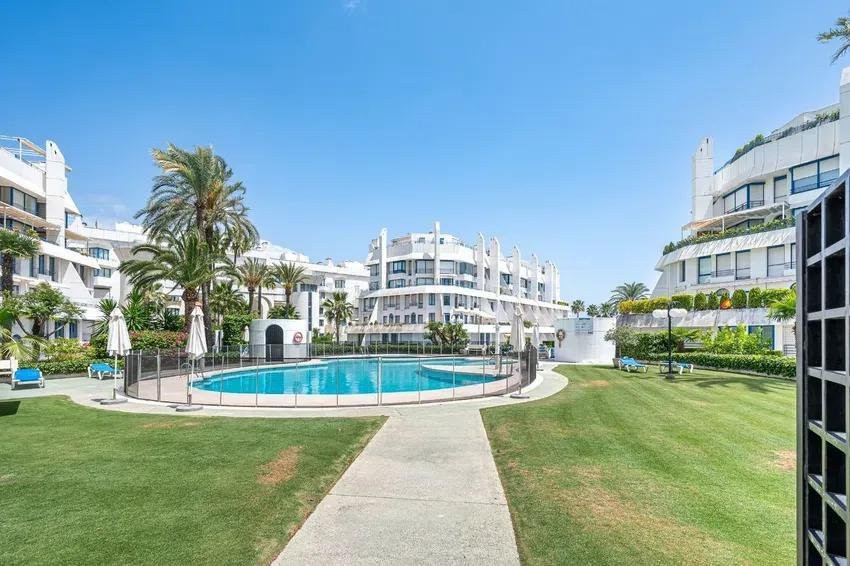 Villa de 2 chambres vue mer à Malaga, Espagne – Photo 23