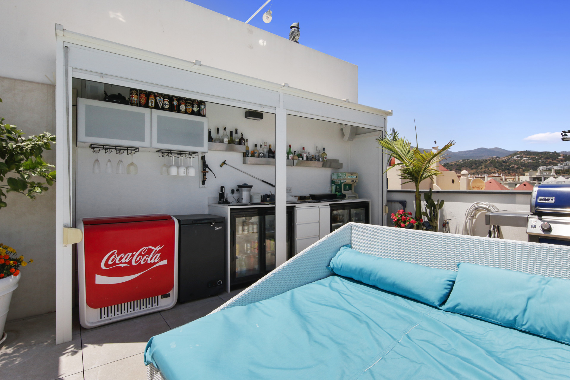 3 Bedroom Penthouse in Estepona - Photo 12