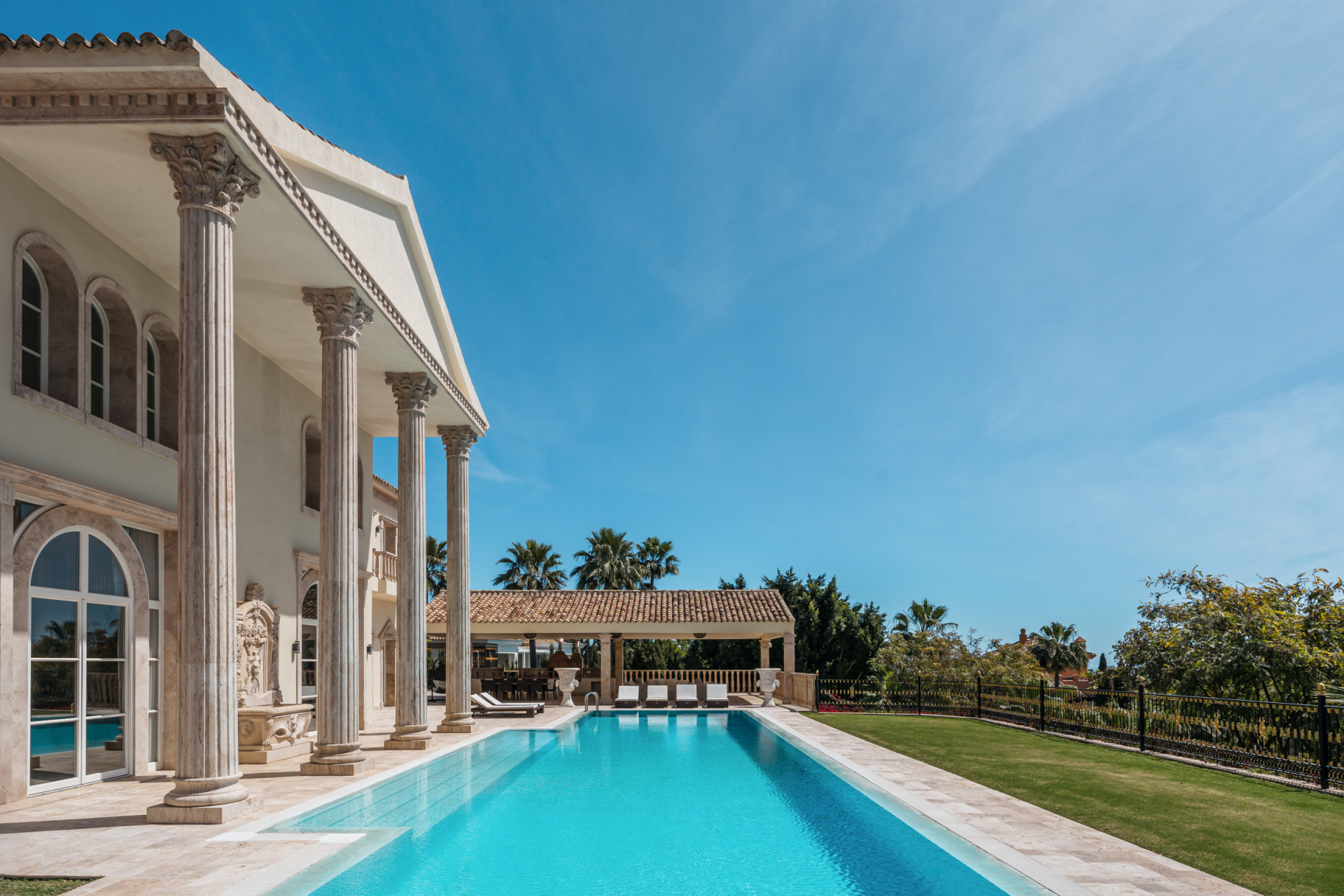 7 Bedroom Villa in Marbella - Photo 14