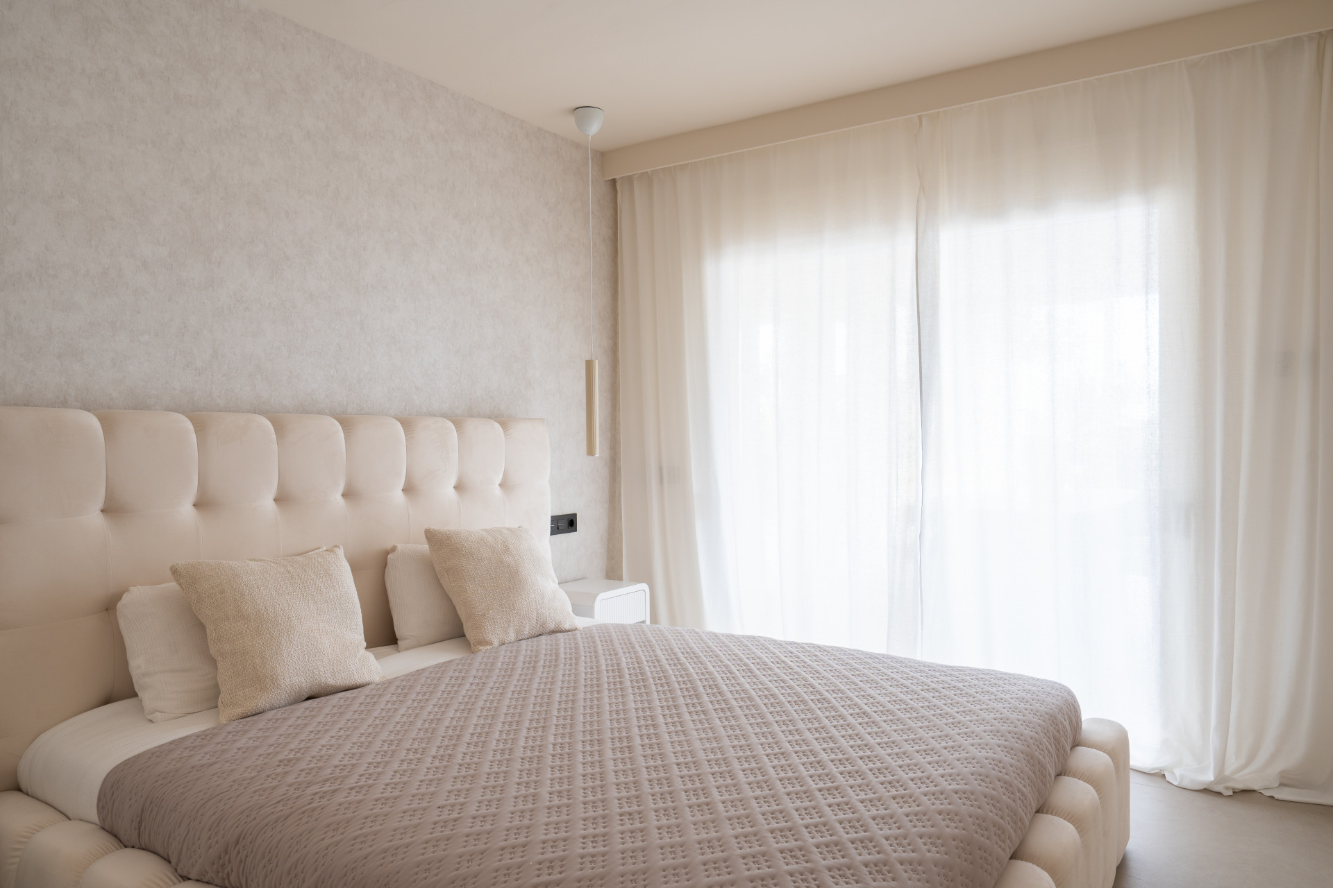 3 Bedroom Apartment in Marbella - Photo 12