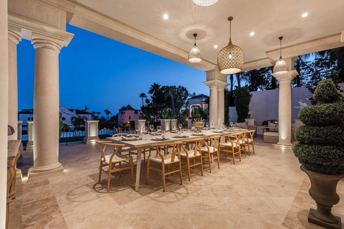 8 Bedroom Villa in Marbella - Foto 13