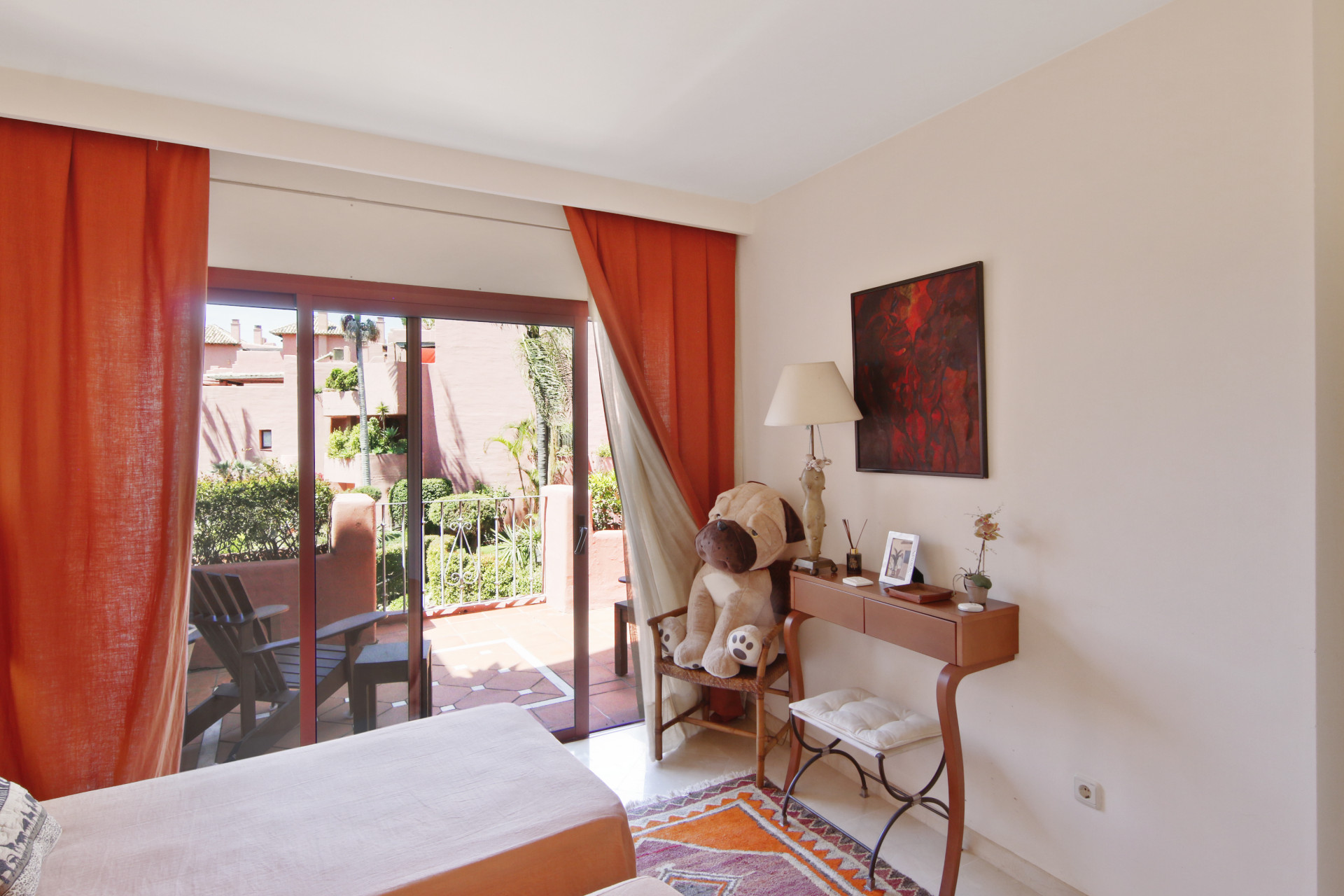 3 Bedroom Penthouse in Estepona - Photo 14