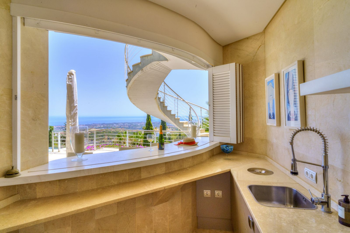 5 Bedroom Villa in Benahavís - Foto 39