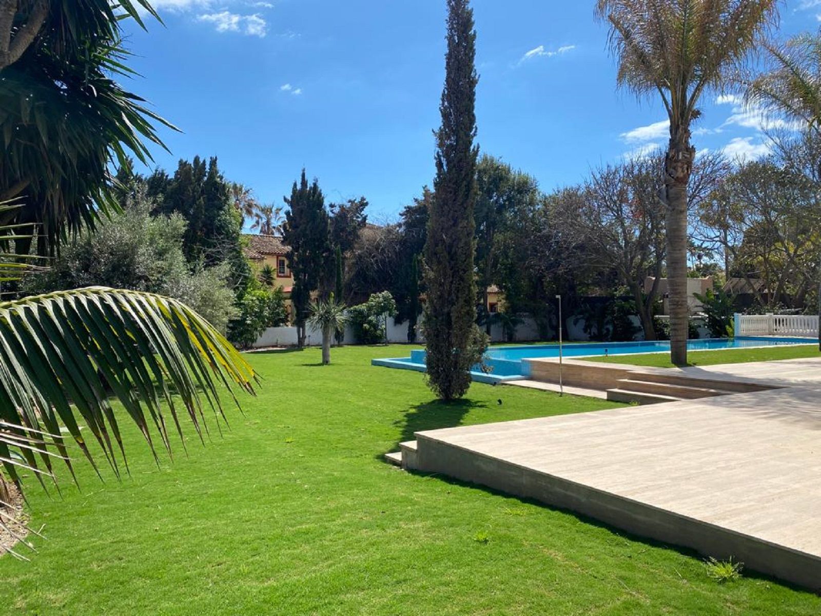 6 Bedroom Villa in Estepona - Фото 4