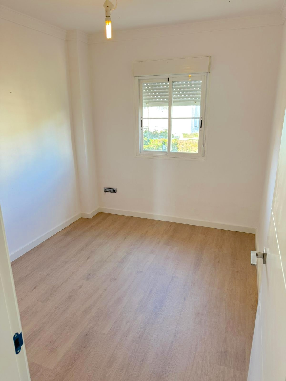 4 Bedroom Penthouse in Torremolinos - Photo 9