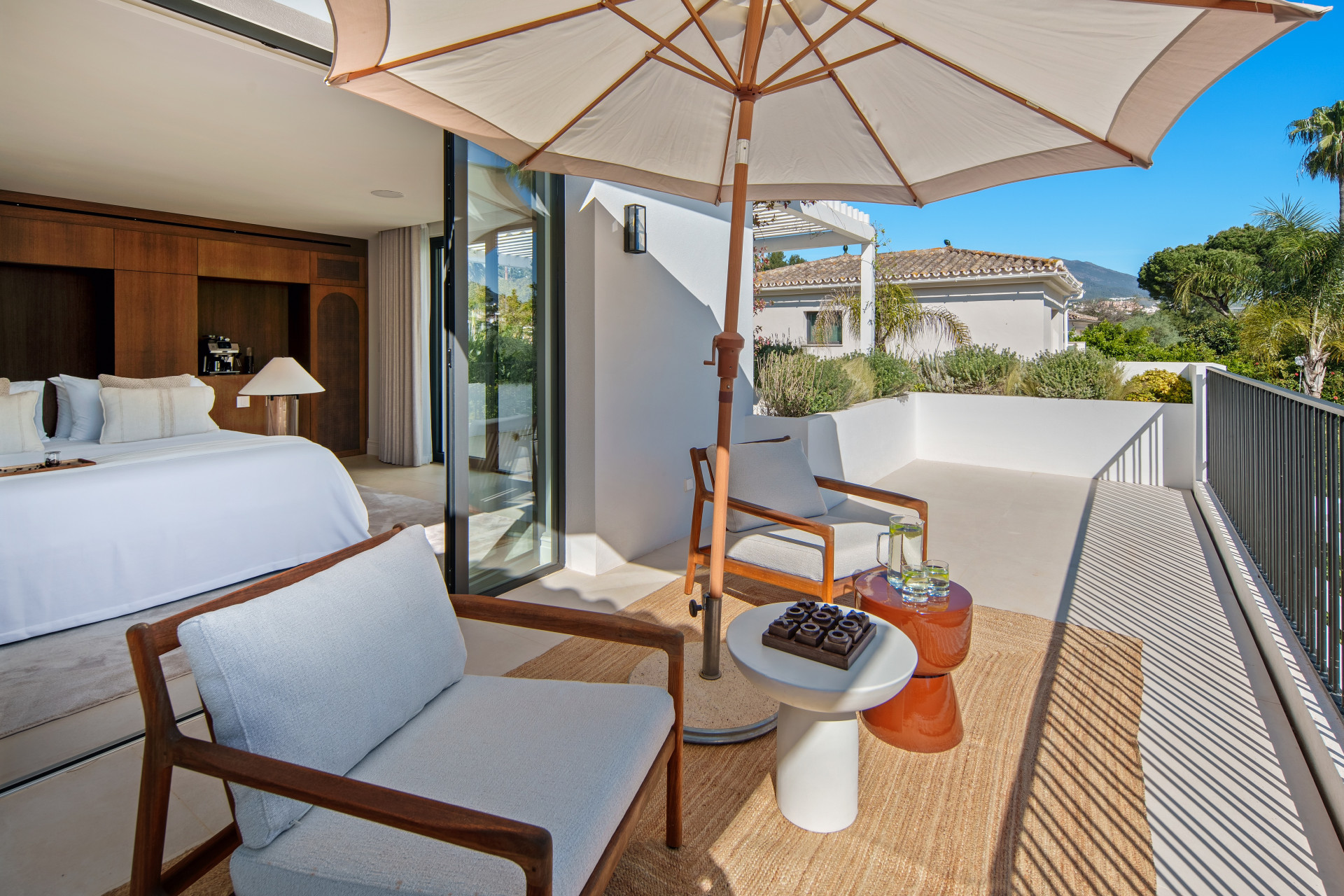 4 Bedroom Villa in Marbella - Photo 21