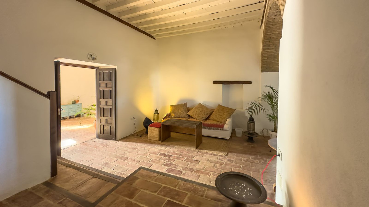 8 Bedroom Country house in Málaga - Photo 47