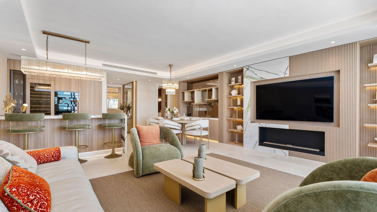 3 Bedroom Apartment in Marbella - Photo 5