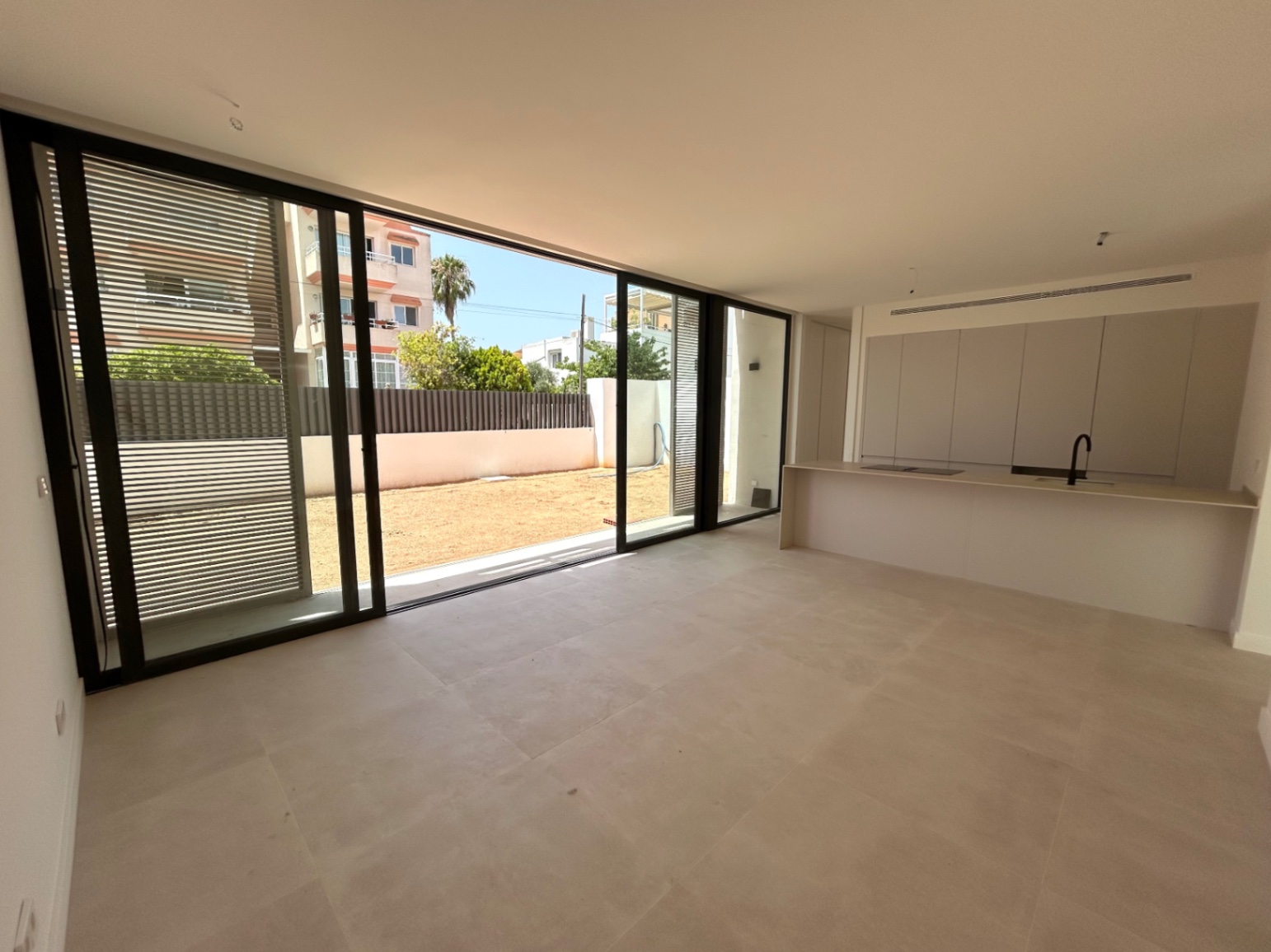 Piso de 3 dormitorios en Baleares – Foto 11