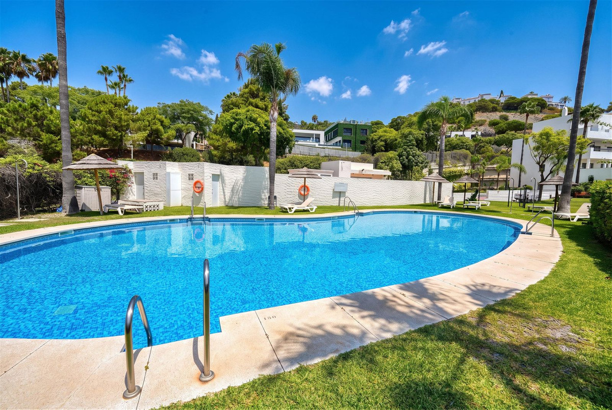 3 Bedroom Apartment in Benahavís - Foto 12