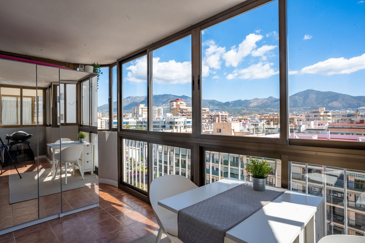 2 Bedroom Apartment in Fuengirola - Photo 20