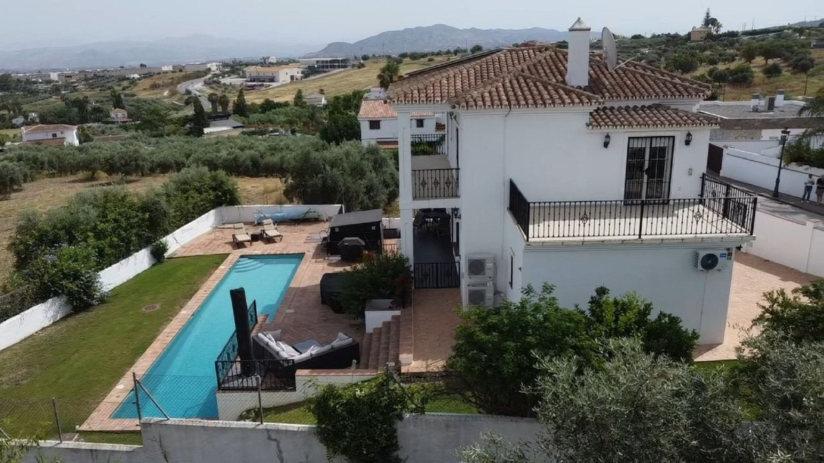 4 Bedroom Villa in Alhaurín el Grande - Foto 6