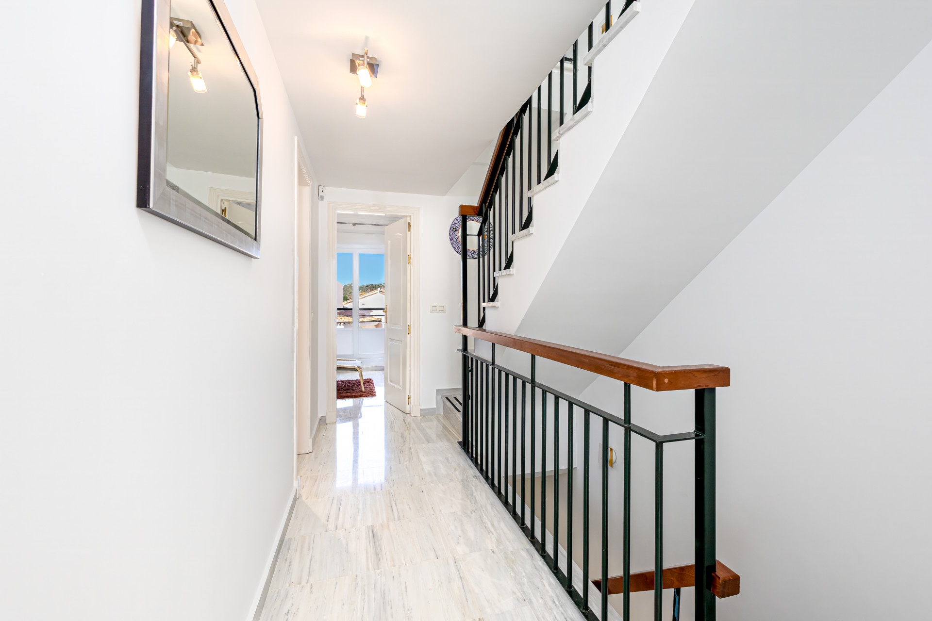 2 Bedroom Townhouse in Alhaurín el Grande - Photo 25