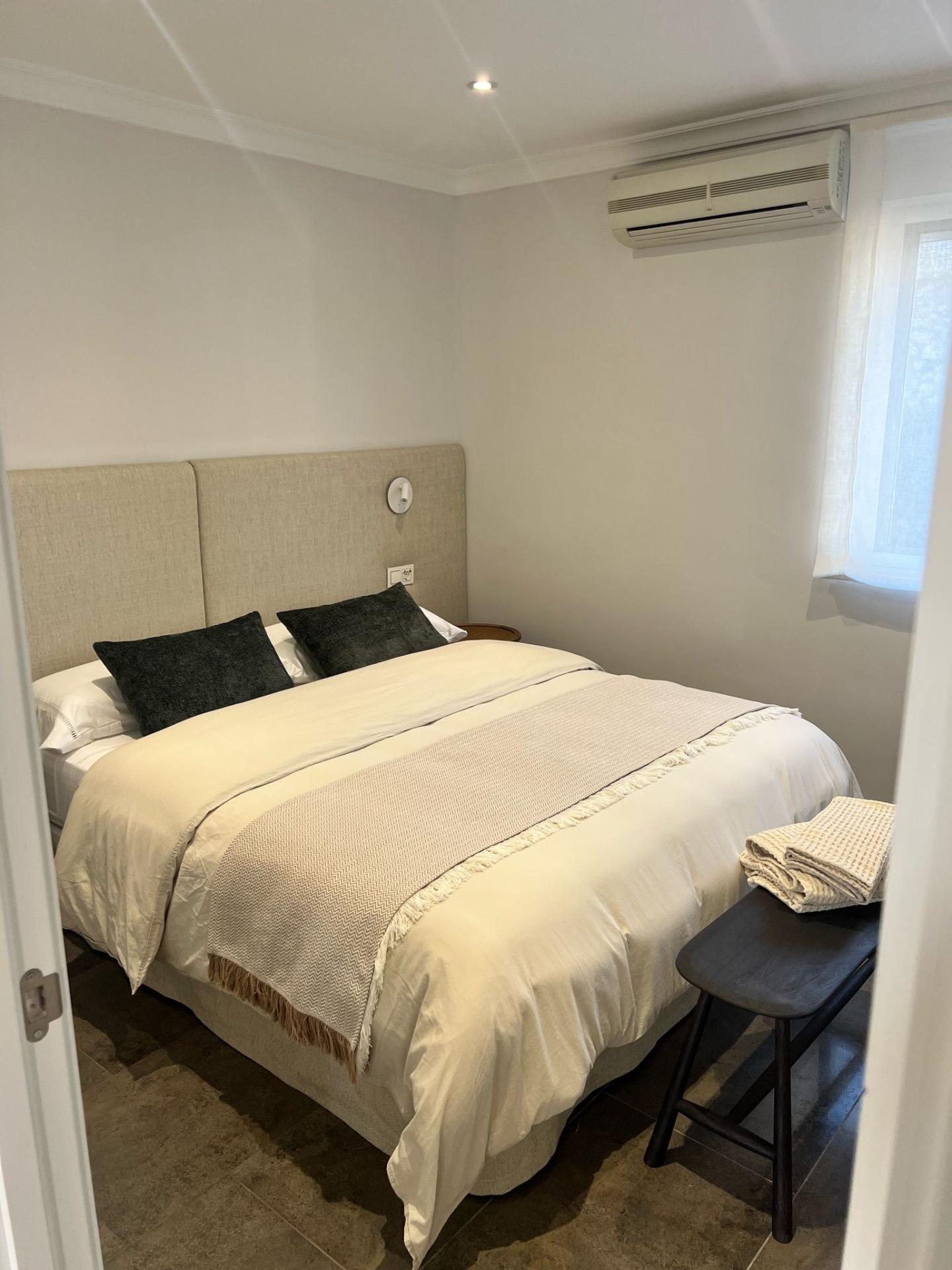 4 Bedroom Apartment in Fuengirola - Photo 14